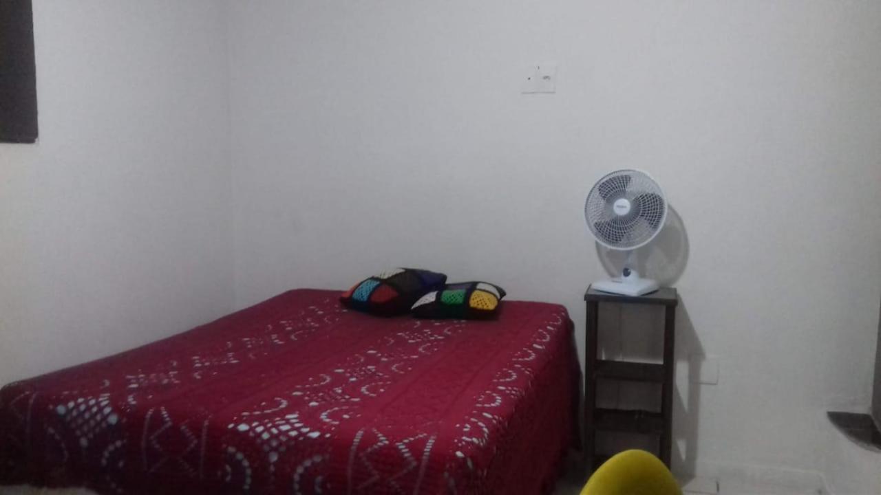 Hostel Trem Di Durmi เบโลโอรีซอนชี ห้อง รูปภาพ