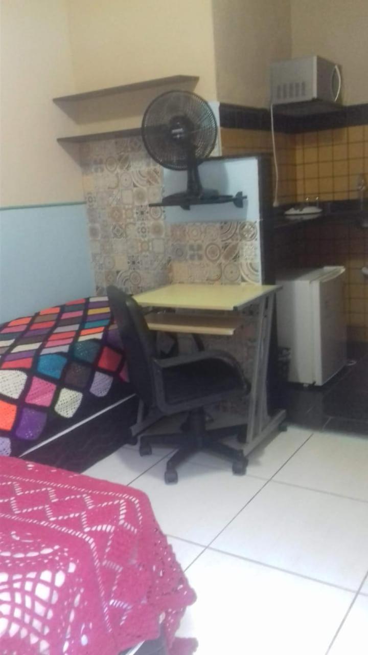 Hostel Trem Di Durmi เบโลโอรีซอนชี ห้อง รูปภาพ